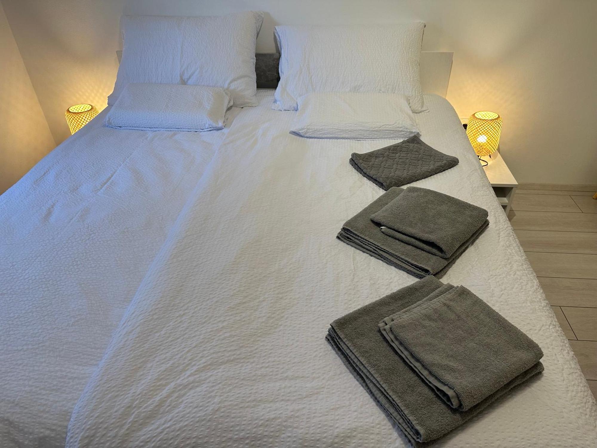 Apartma Anze Samec Dobravlje Екстер'єр фото